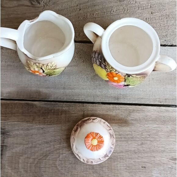 Cream and sugar  - Picture 5 of 7